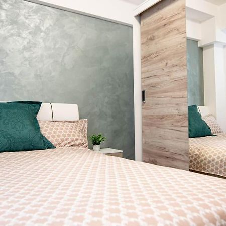 Ultra Central Luxury 3Br 2Bath Apt & Amazing Views Bucureşti Eksteriør bilde