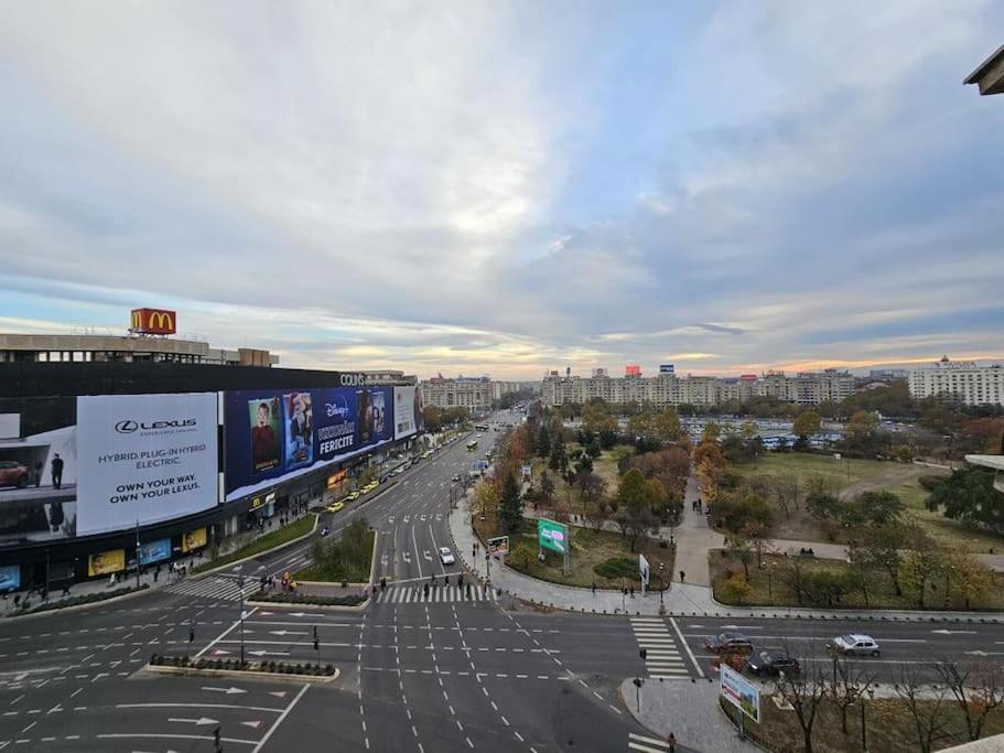 Ultra Central Luxury 3Br 2Bath Apt & Amazing Views Bucureşti Eksteriør bilde